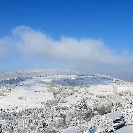Tom's & Goraca Bania Pod Gwiazdami Istebna